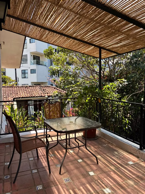 Apartamento en alquiler en San Rafael de Escazú: Diseño y Naturaleza en el Oeste (ref : 178)