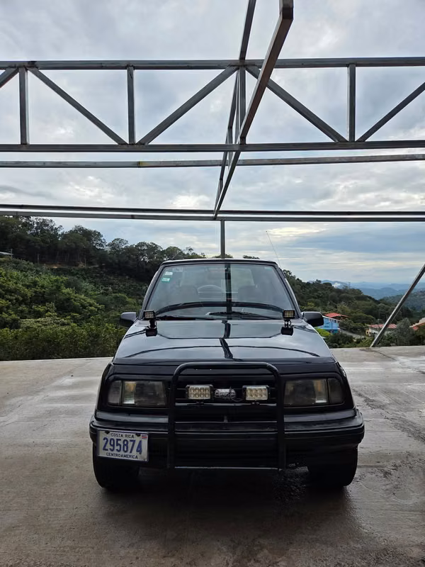 GEO TRACKER 