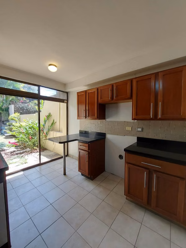 HOUSE FOR SALE - SAN RAFAEL DE ESCAZÚ