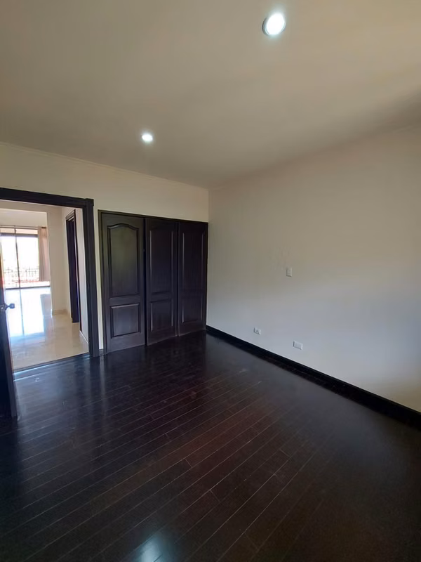 HOUSE FOR SALE - SAN RAFAEL DE ESCAZÚ