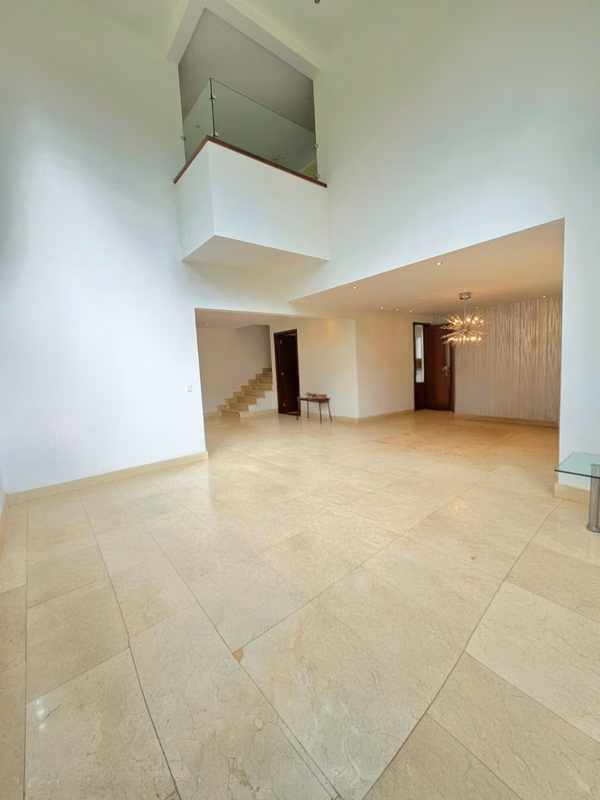 Casa Contemporánea de Alto Nivel | Jaboncillos, Escazú