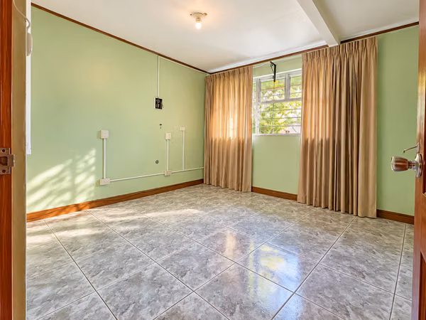 Casa en Venta Barrio Córdoba, Zapote | 300 m² Terreno | 6 Habitaciones | Potencial de Ampliación