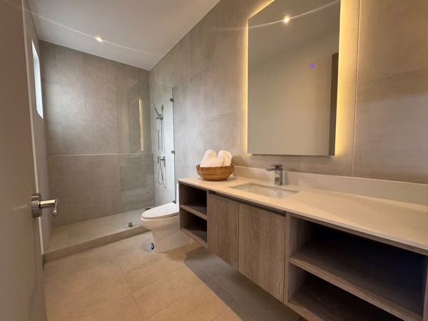 Apartamento nuevo en Guachipelin Escazú