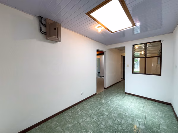 Oportunidad de Casa de un Piso con Jardín en alquiler en Sabanilla