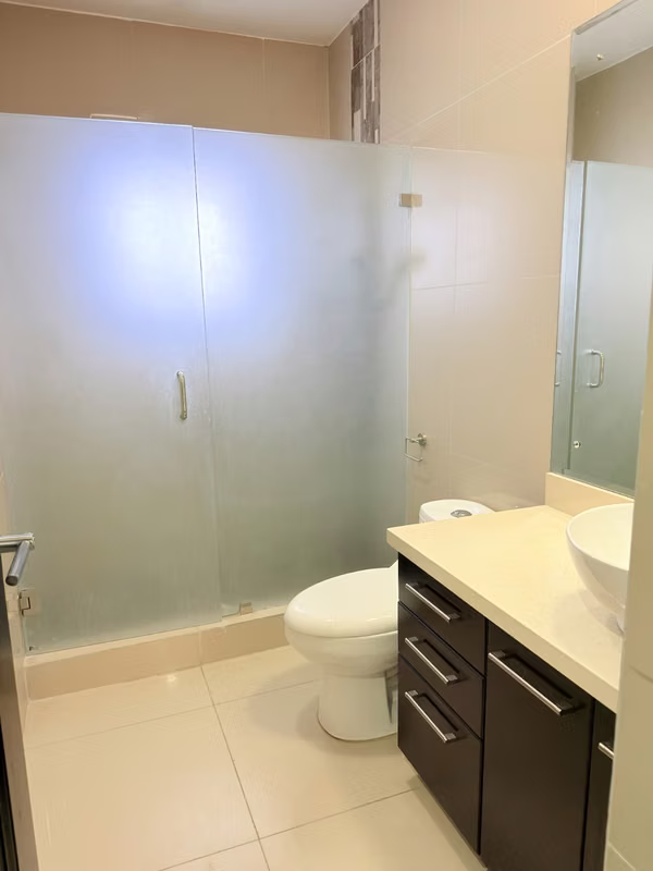 Venta de Casa de una planta en Jaboncillos de Escazú cerca del Country Club
