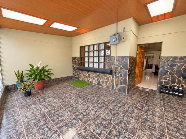 OPPORTUNITY!! SELL HOUSE ASERRI CENTER 6 BEDROOM NEIGHBORHOOD RELIEF