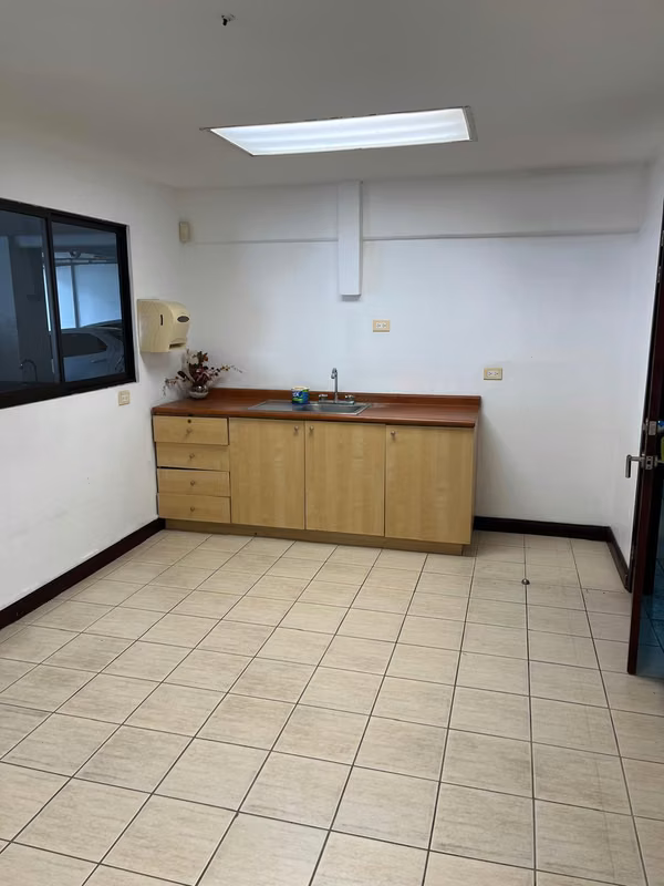  Bodega de 16 m² en Santa Ana Centro $200