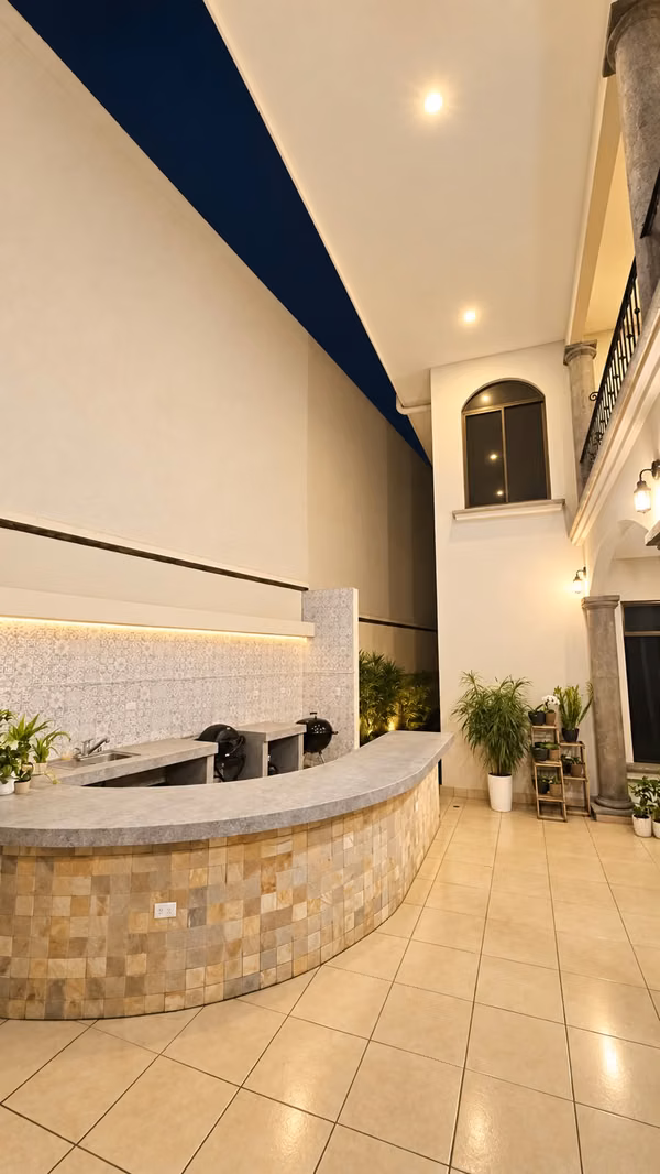 ESPECTACULAR CASA INDEPENDIENTE EN ESCAZU SAN RAFAEL