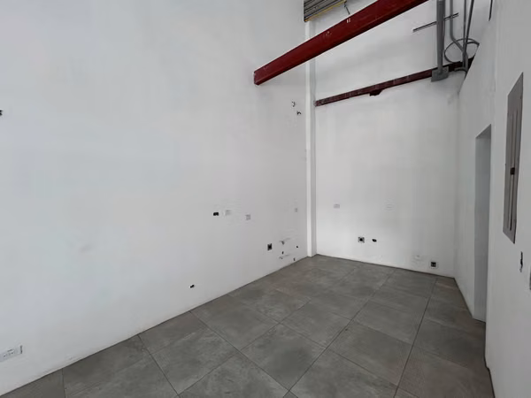 Alquiler de Local Comercial frente a calle principal en Zapote