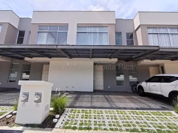 Rental House for ESTRENAR in Santo Domingo - San Vicente, Heredia. 27-465 LCV