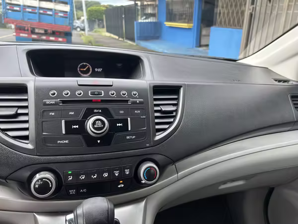 Honda CR-V 2013 automatico exterior perfecto 138,500 km precio negociable. Mi Whatsapp no funciona