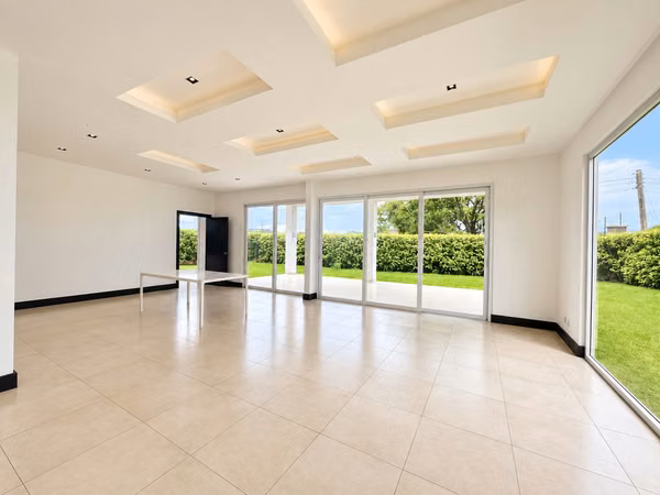 Casa en venta y alquiler en Lindora, Santa Ana