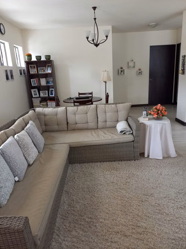 Casa en venta en Granadilla — ID 27525 KE