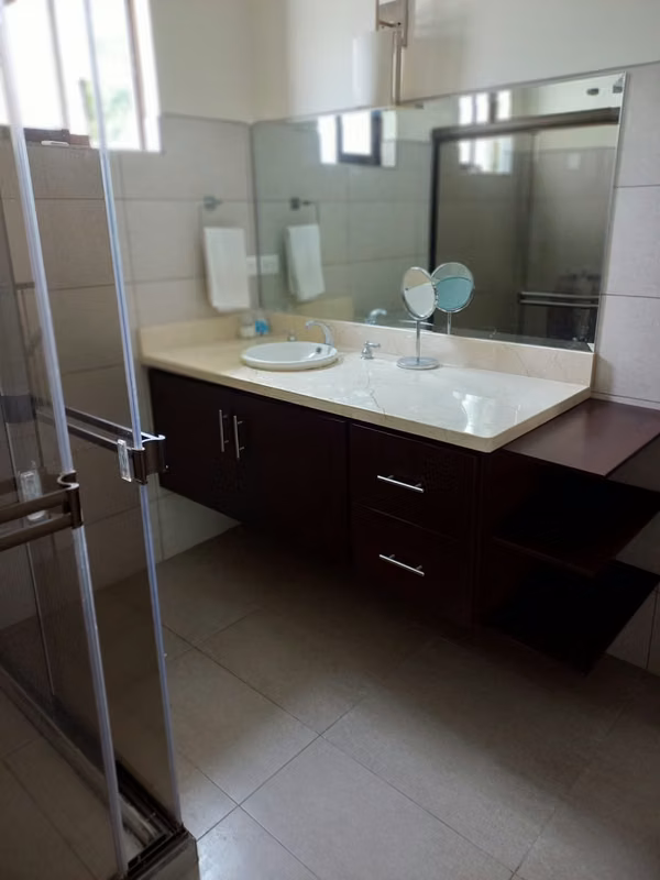 Casa en venta en Granadilla — ID 27525 KE