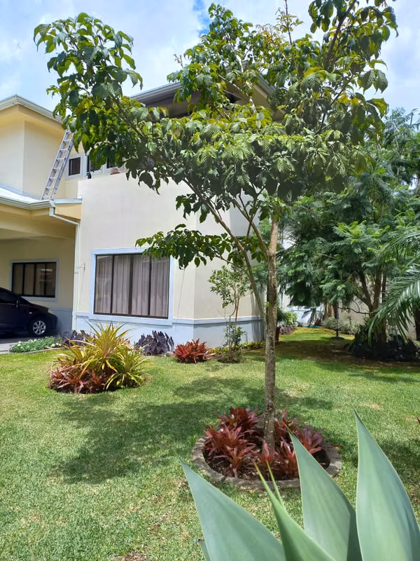 Casa en venta en Granadilla — ID 27525 KE