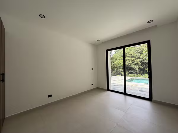 House for sale in condo Hacienda Paraíso Montaña del Sol, Santa Ana