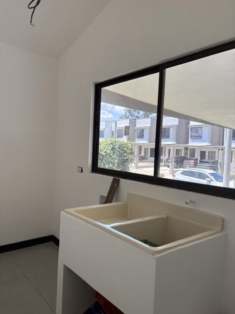 CONDOMINIO 1 PLANTA, CON PISCINA