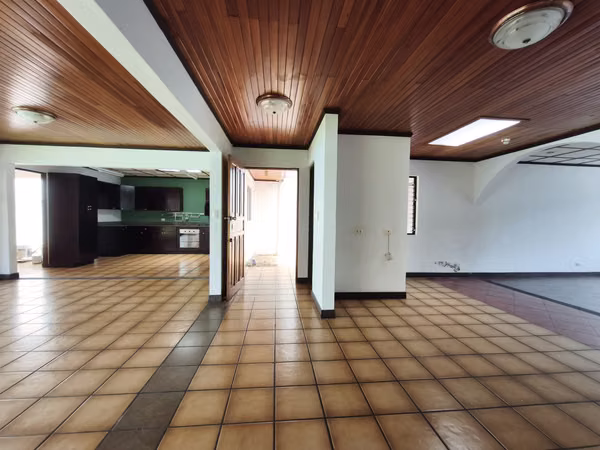 Alquiler. Casa de 1 Nivel. San Rafael - Escazú, San José IK2669