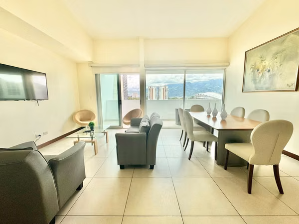 Apartamento amueblado de dos dormitorios en Sabana Norte