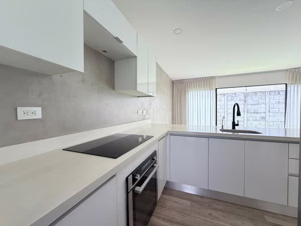 CASA TIPO TOWNHOUSE EN ALQUILER | CONDOMINIO BALI ESCAZÚ  PROPIEDAD #
