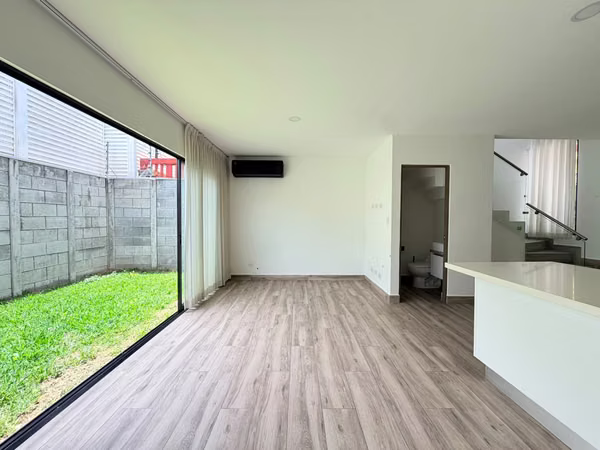 CASA TIPO TOWNHOUSE EN ALQUILER | CONDOMINIO BALI ESCAZÚ  PROPIEDAD #