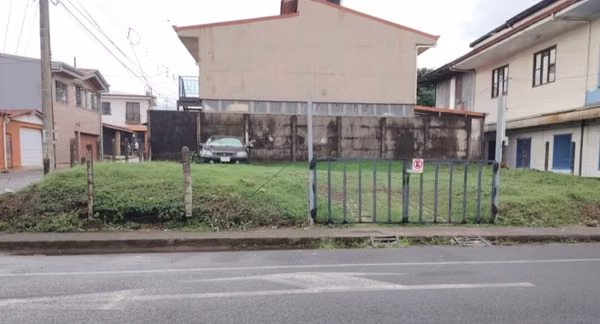 Se vende lote residencial comercial esquinero