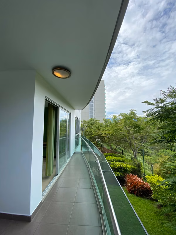 Alquiler de apartamento amueblado Torre Geroma Rohrmoser