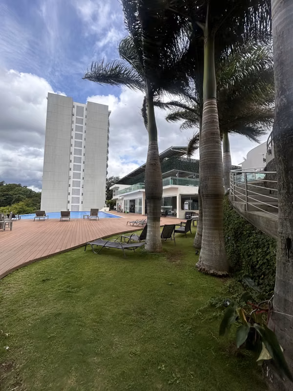Alquiler de apartamento amueblado Torre Geroma Rohrmoser