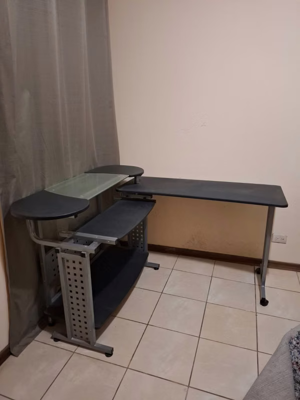 ESCRITORIO MODULAR EN L