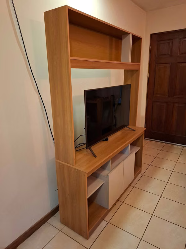 MUEBLE PARA TV / CENTRO DE ENTRETENIMIENTO