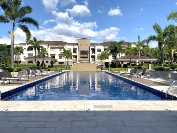ALQUILER APARTAMENTO CON LÍNEA BLANCA, CONDOMINIO MONTESOL, SANTA ANA