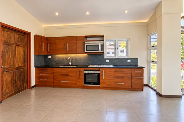 Alquiler de casa en Hacienda Los Reyes, La Guacima ID6142