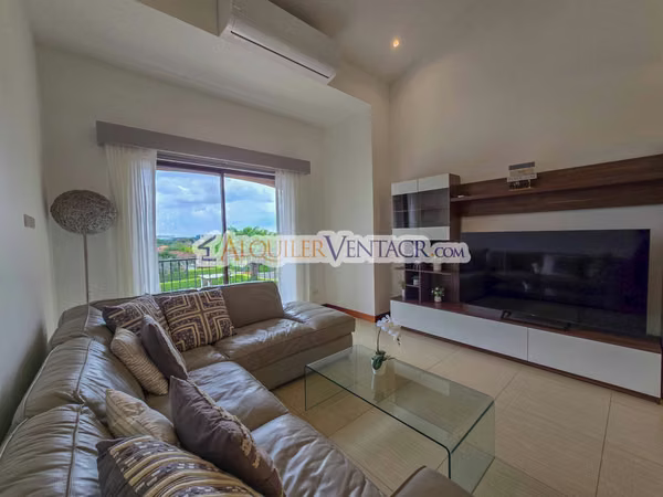 Via Nova Santa Ana Pozos! Penthouse amueblado con vista