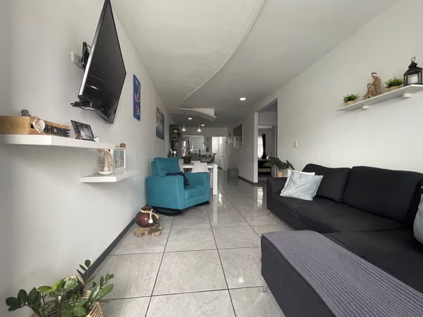 Apartamento en Venta Desamparados · San José · 2 hab · 70 m²