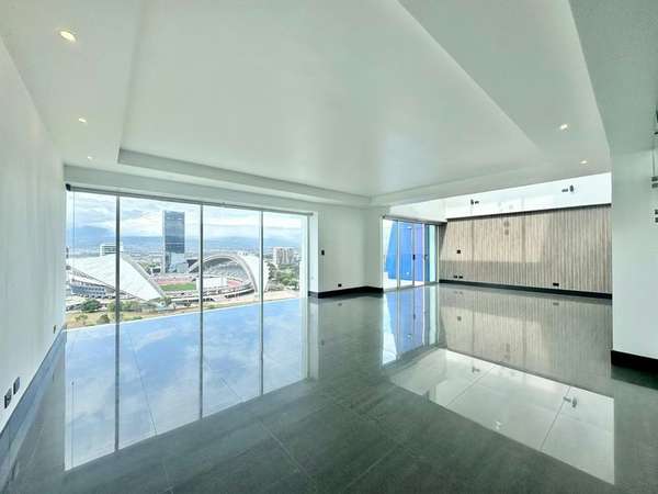 Exclusive Penthouse for Rent in South Sabana - 360 ° views, Private Jacuzzi and Maximum Comfort