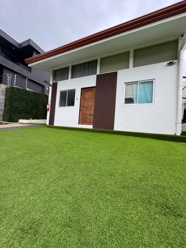 Apartamento en Escazú:Todos los Servicios Incluidos Petfriendly