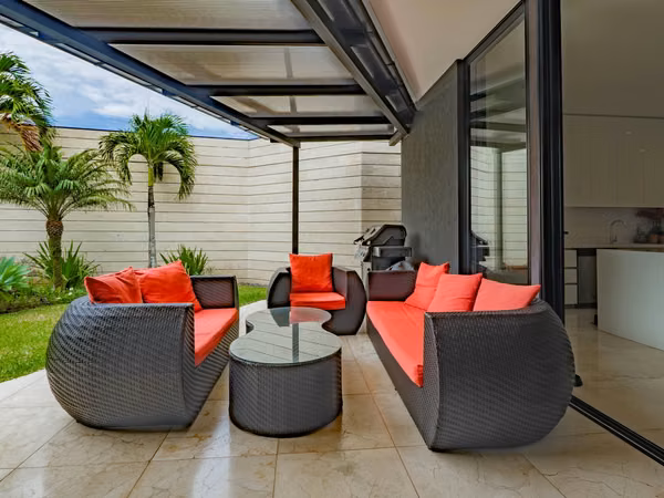 Casa en Dendera Lindora de una planta con jardín y amenidades | $540.000
