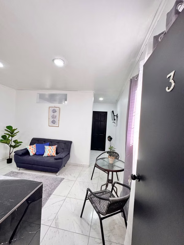 Apartamento Amueblado Alajuela Centro: servicios incluidos agua e internet
