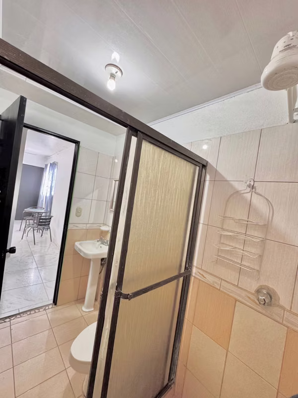 Apartamento Amueblado Alajuela Centro: servicios incluidos agua e internet