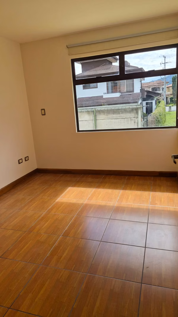 3 bedroom House for Rent - Lomas de Ayarco Sur, Curridabat