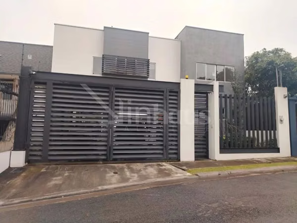 id 41045 Venta de casa en residencial privado en Tres Ríos