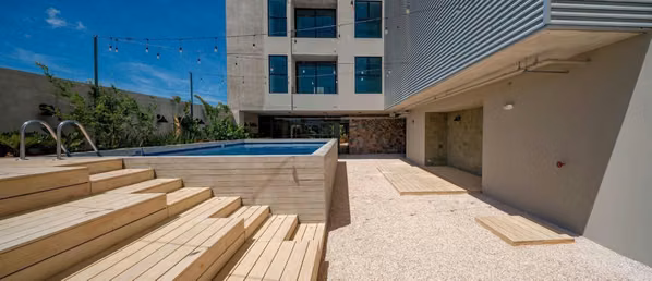 Apartamento Amoblado en Venta en URBN Escalante – Piso 26