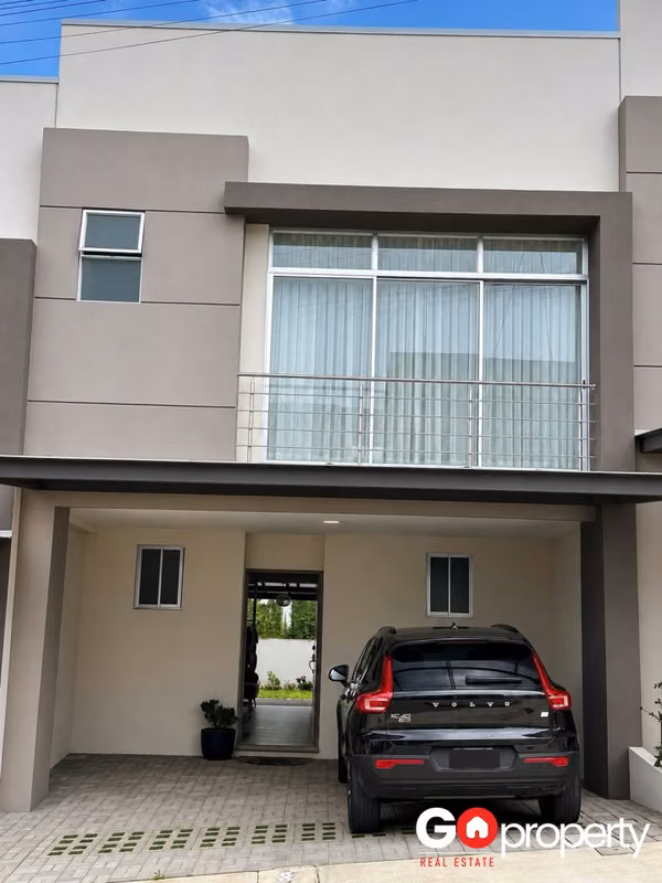 Venta de casa de dos Plantas en Condominio | San Rafel de Montes de Oca - 6143