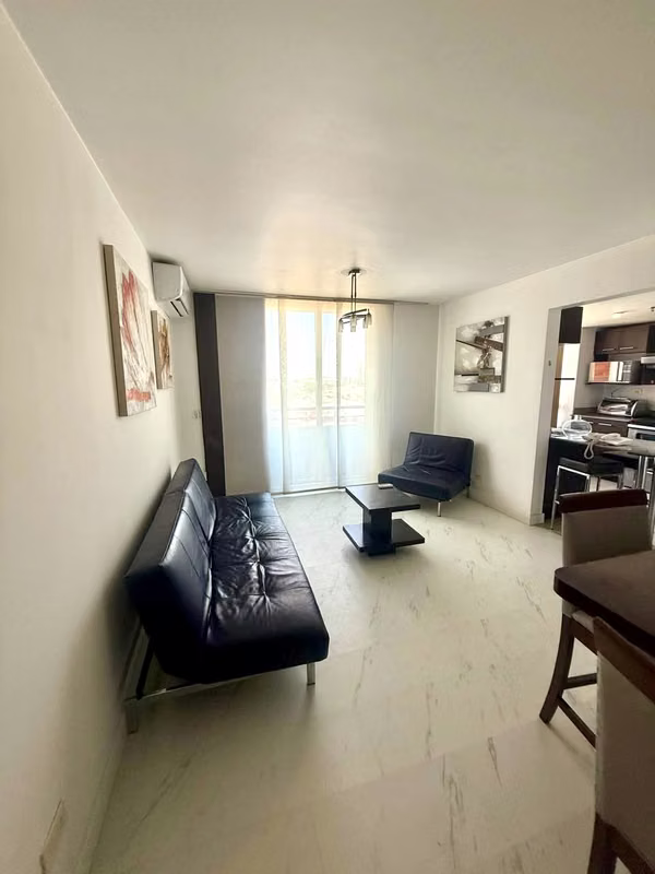 Alquiler apartamento amueblado en Don Bosco | 3 habitaciones | 2 parqueos | 670.000 JV579