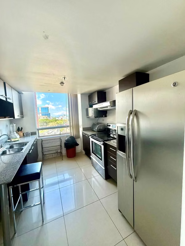 Alquiler apartamento amueblado en Don Bosco | 3 habitaciones | 2 parqueos | 670.000 JV579