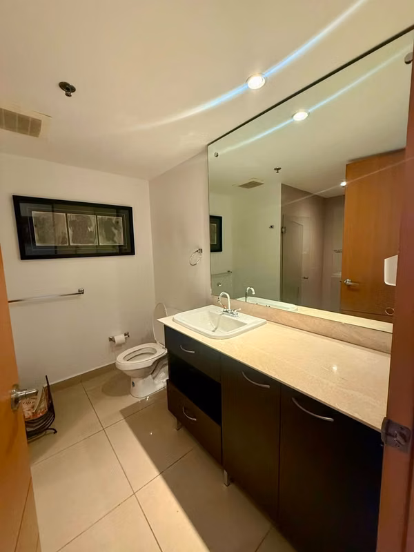 Alquiler apartamento amueblado en Don Bosco | 3 habitaciones | 2 parqueos | 670.000 JV579