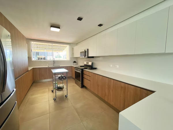 FINA CASA EN VENTA EN AYARCO DE CURRIDABAT! P636
