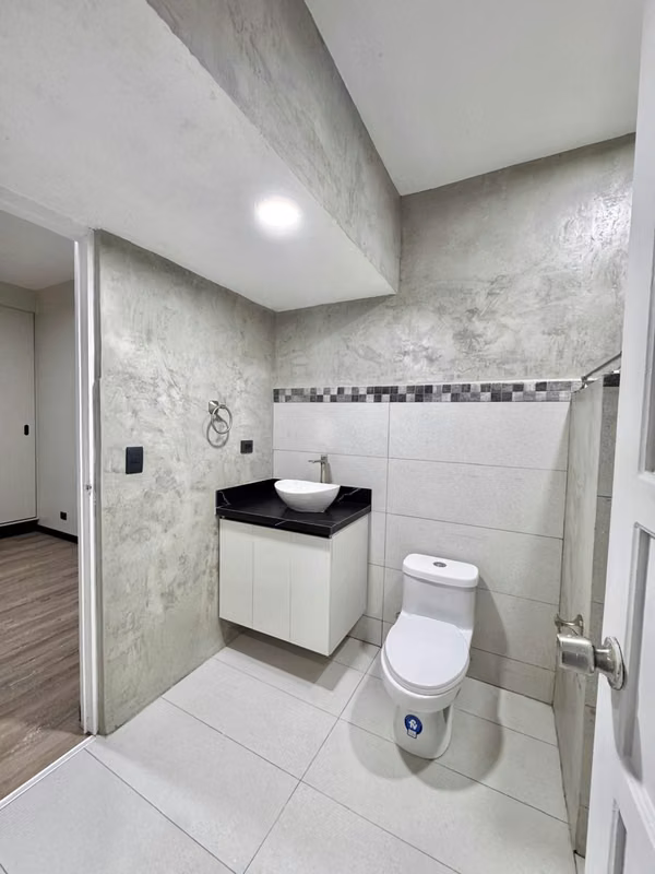 Apartamento para mascotas tipo Casa Estrenar Alajuela Cerca Plaza Real con 2 parqueos