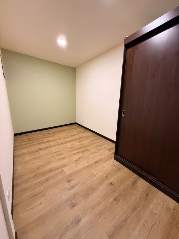 APARTAMENTO SE RENTA EN 400 MIL COLONES EN ROHRMOER CON PARQUEO Y EN PLANTA BAJA