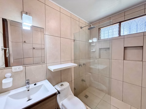 Guayabos Curridabat | Spacious Home with Garden | Private Community
